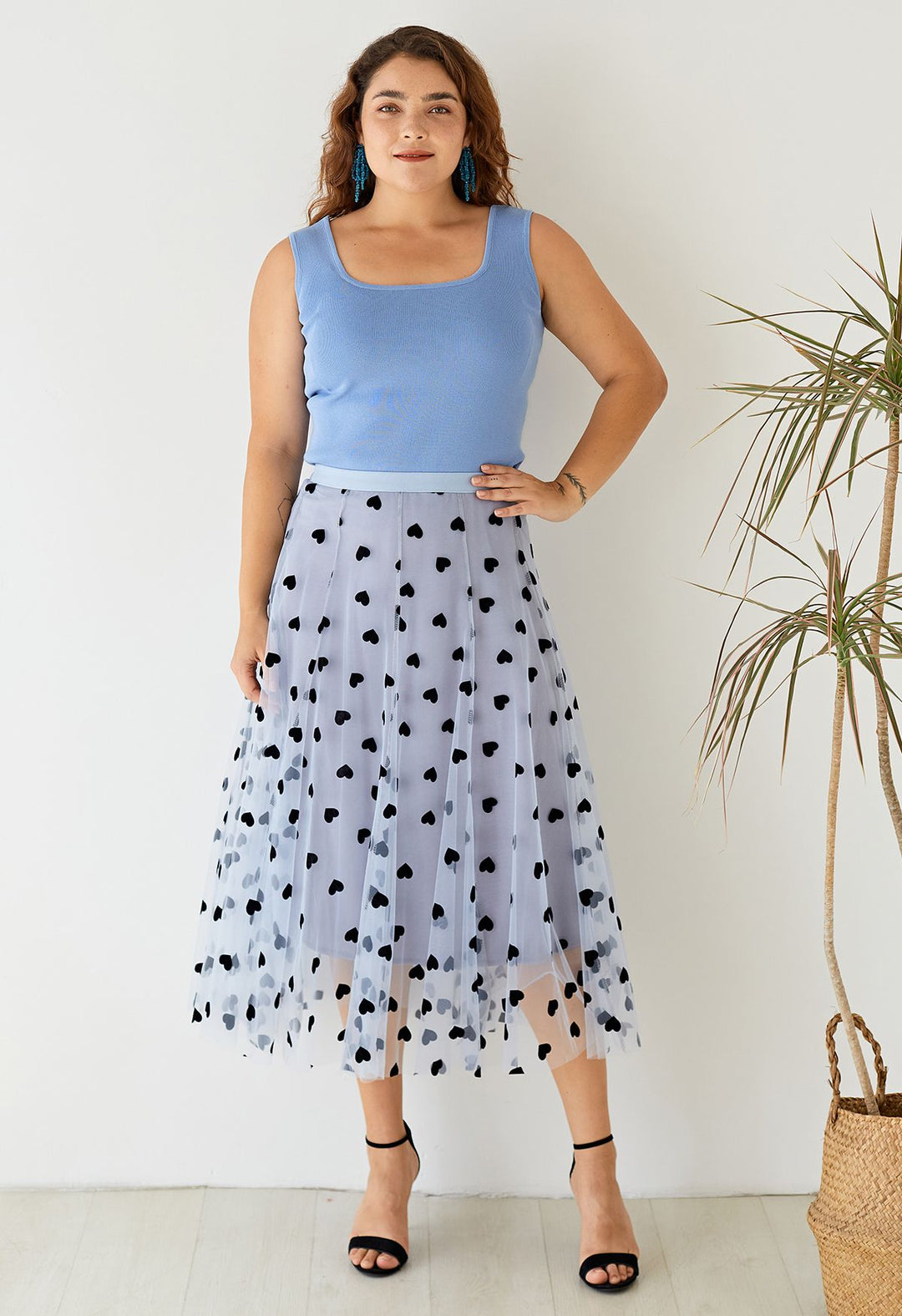 NATALIE | OCEAN BLUE MESH LAYERED SKIRT WITH HEART DESIGN